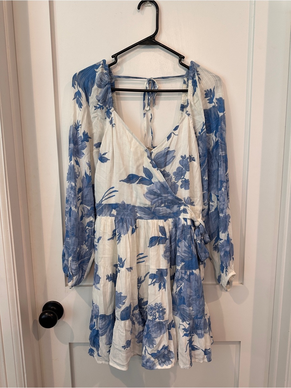 American Eagle Outfitters Blue and White Floral Wrap Mini Dress